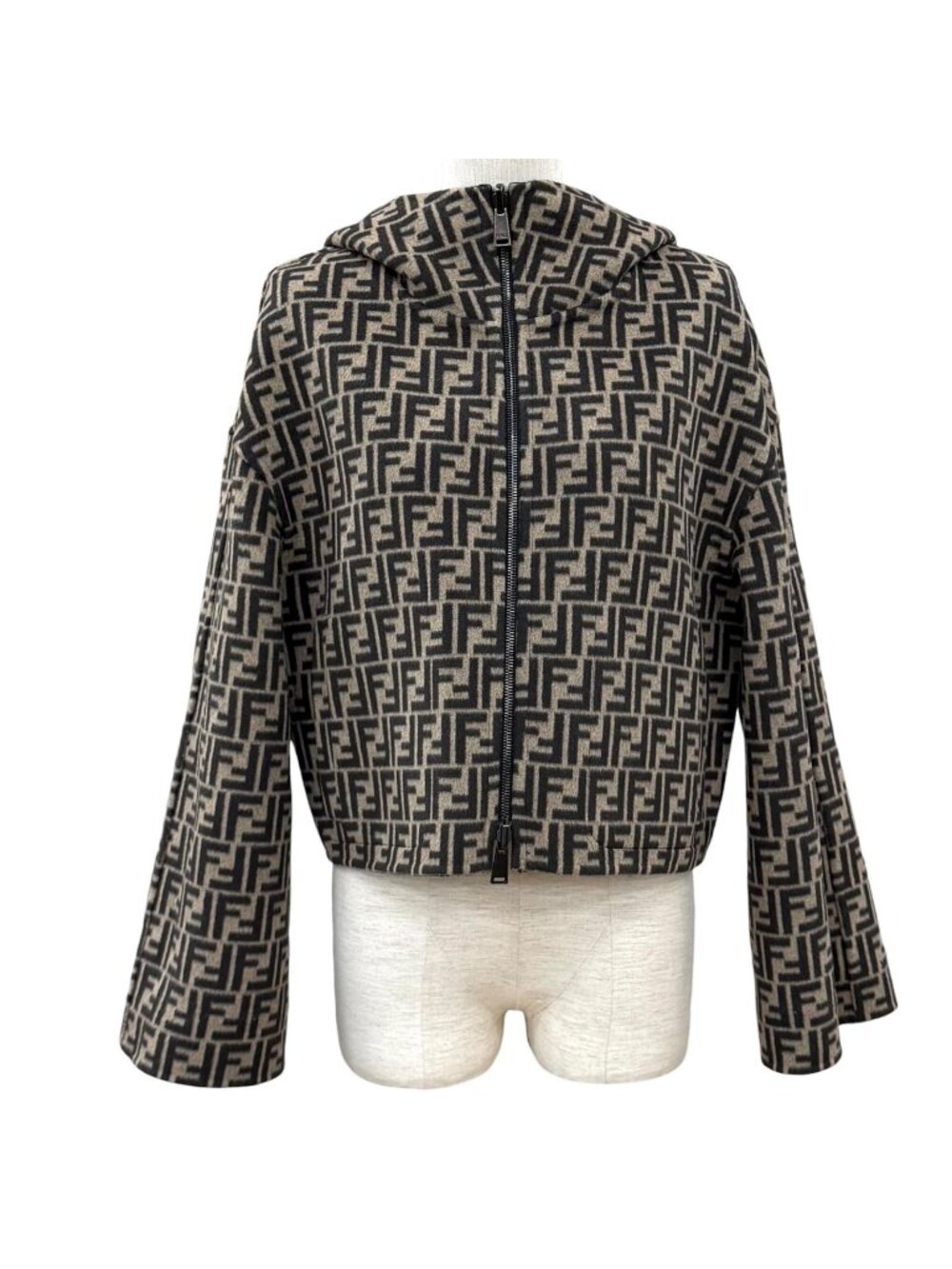 Fendi Wool Silk Blend Reversible FF Logo Cropped Jacket Black Beige IT 40